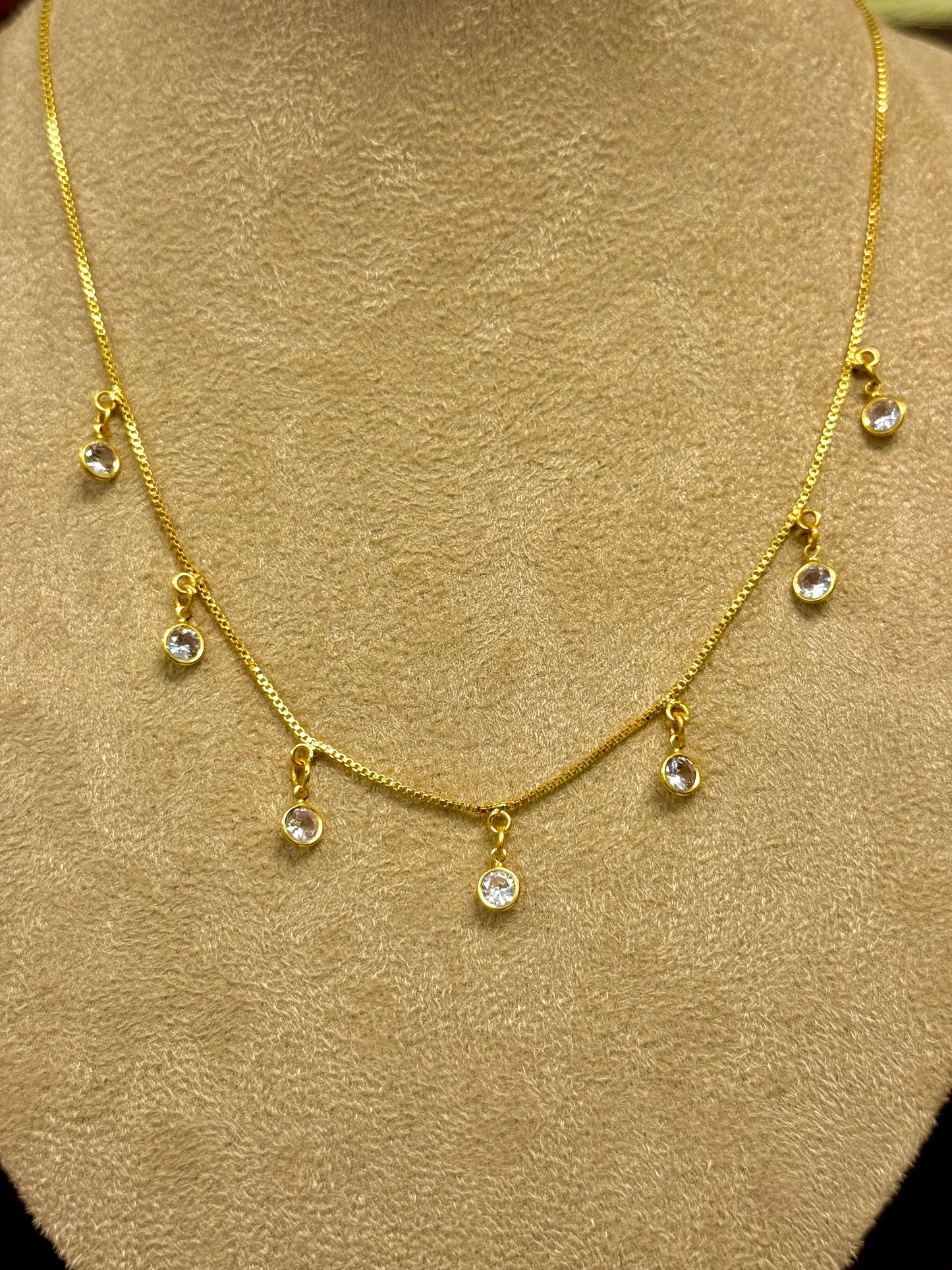 Shimmer Drop Chain