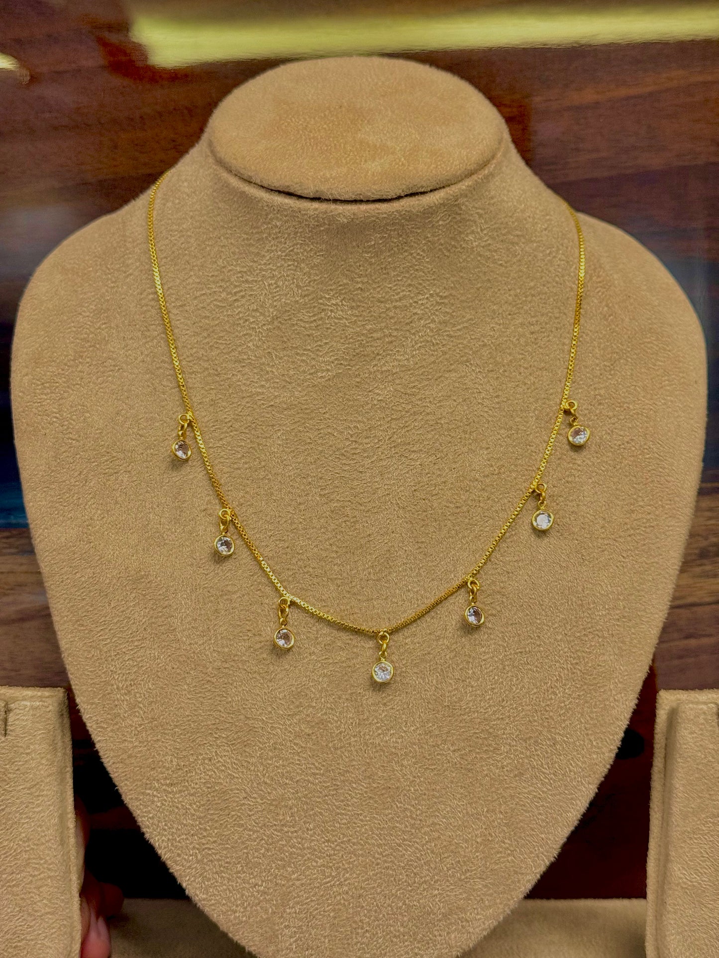 Shimmer Drop Chain