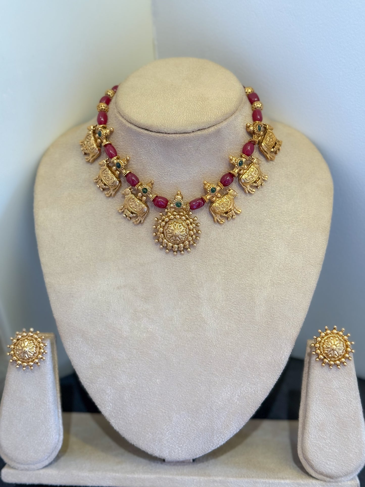 Gajanan Necklace Set