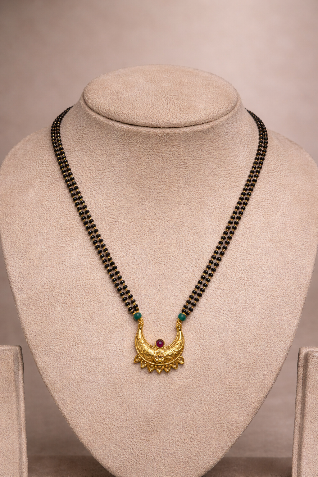 Shringar Chand Mangalsutra Necklace