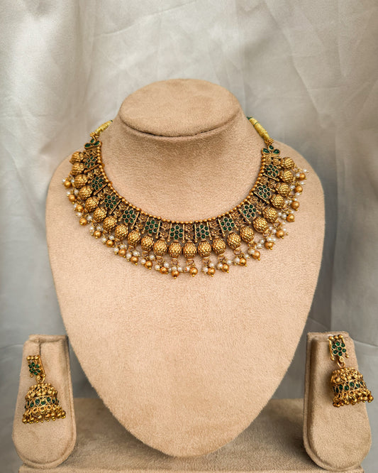 Haripriya Temple Choker Set